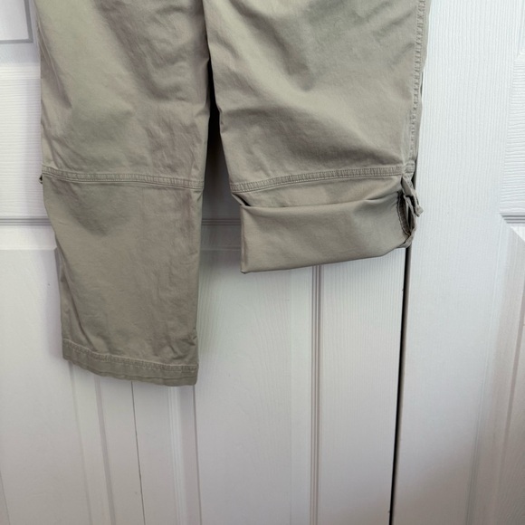 Columbia Light Tan Cargo Pants roll up snaps cropped size 10 women’s - Picture 7 of 11